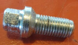 66-6070 Bout, remtrommel aan naaf