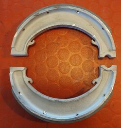 68-5524/5 Set brake shoes, exchange