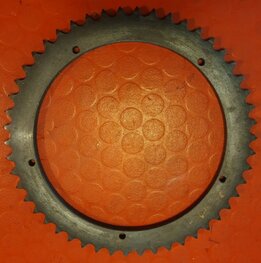 37-4046 Achtertandwiel 50 T, voor driecilinder