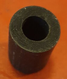 68-8054 Rubber, tank / tankstrip voor onder