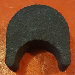 82-9747 Rubber tank/ frame