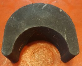 83-1658 Rubber frame / tank 