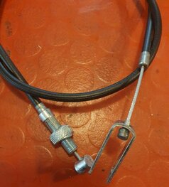 40-8598 Voorrem kabel, made in England