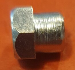 65-2153 Nut rocker cover, made in England