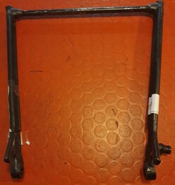 A2-542 Achterstandaard, made in England