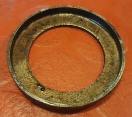 26-6865 Schotel voor viltring links