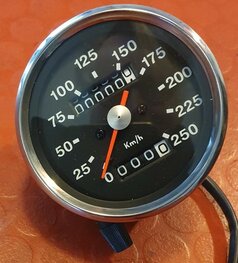 60-2394K KM teller zwarte plaat, oranje naald, imitatie