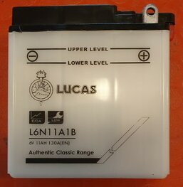 6N11A Accu 6 V, ± 6 x 12 cm