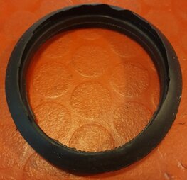 68-9138 Rubber "speedo / headlampcowl" or  "speedo in steel speedo holder", up to 1966