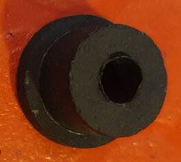 83-2204 Rubber accubak