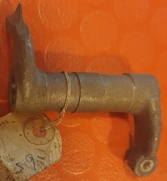 65-1318 Uitlaat tuimelaar BB modellen