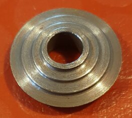 67-0960 Bovenste klepveerschotel, A10 aluminium kop