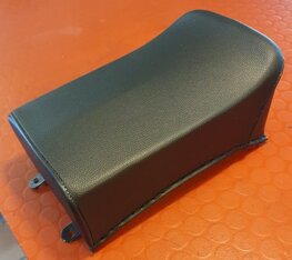 EMW-340 Zadel "broodje"