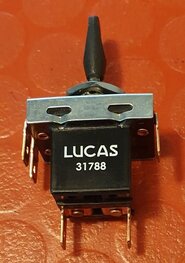 99-0563 Schakelaar koplamp, 3 standen 31788