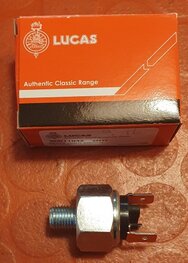 06-1934 Hydraulische rem licht schakelaar