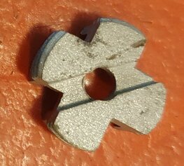 29-2242 Schroefring, carter ontluchting