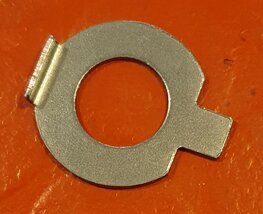 67-0685 Borgplaat nokkenas