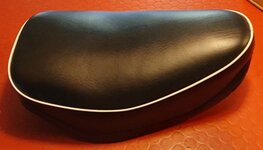 42-9210 Zadel cross (kort) met witte rand