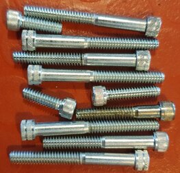 INBUSA69 Set inbus schroeven tussendeksel 1969