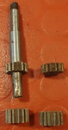 40-1015/6 Set van 4 oliepomp tandwielen