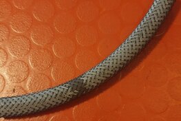 06-7054 Rubber slang Herringbone 5/16"