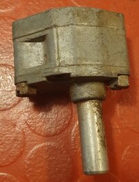 40-0303 Oliepomp compleet met 11 mm buis