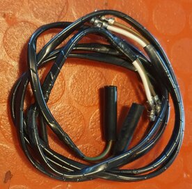 SUB2 Wires to rearlight